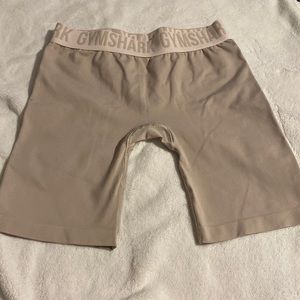 Gymshark seamless cycling shorts Size: M
